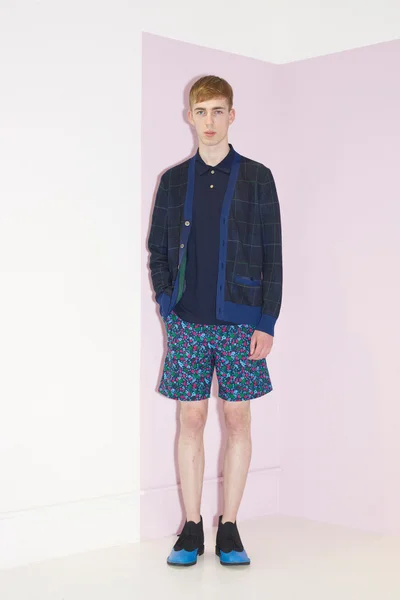 Look 25